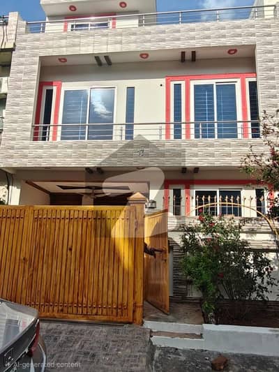 جی ۔ 13 اسلام آباد میں 4 کمروں کا 4 مرلہ مکان 3.45 کروڑ میں برائے فروخت۔