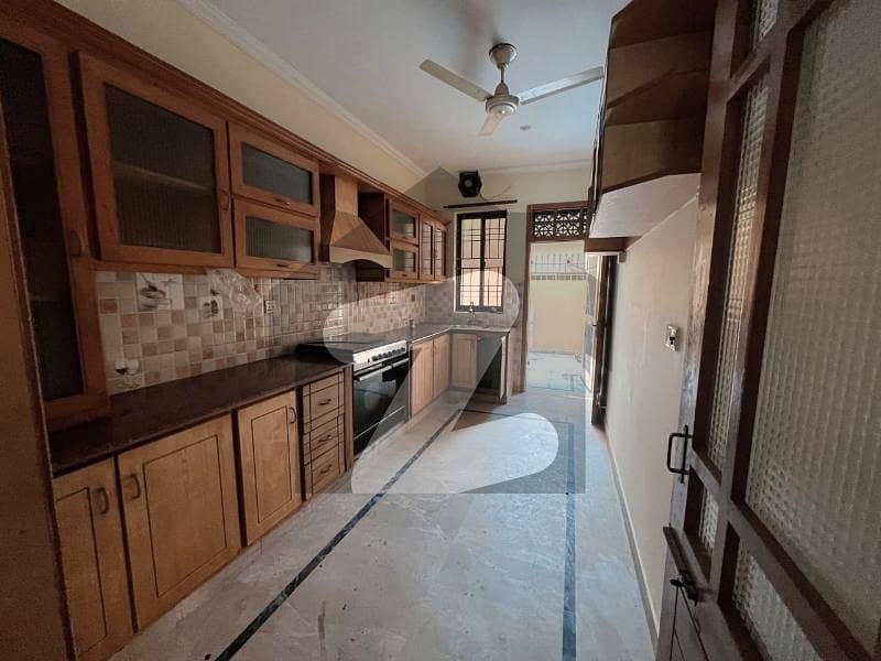 35x70 10 Marla House for Rent G-13/1 35x70 10 Marla House for Rent G-13/1