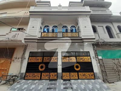 مرغزار آفیسرز کالونی لاہور میں 4 کمروں کا 3 مرلہ مکان 1.45 کروڑ میں برائے فروخت۔