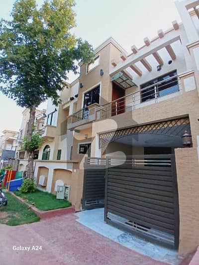 For Sale In Bahria Town Phase 8 Rawalpindi Ali Block House 5 Marla