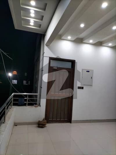 گلشنِ کنیز فاطمہ سکیم 33,کراچی میں 3 کمروں کا 16 مرلہ بالائی پورشن 1.1 لاکھ میں کرایہ پر دستیاب ہے۔