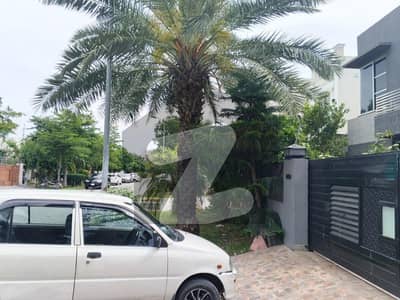 Luxurious 1 Kanal Fully Furnished House For Rent - DHA Phase 6, Block D