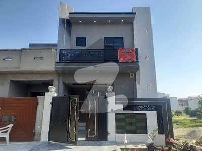 الحرم گارڈن ۔ بلاک بی الحرم گارڈن,لاہور میں 3 کمروں کا 3 مرلہ مکان 95.0 لاکھ میں برائے فروخت۔