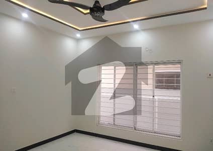 5 Marla House Situated In Bahria Town Phase 8 - Block M For sale