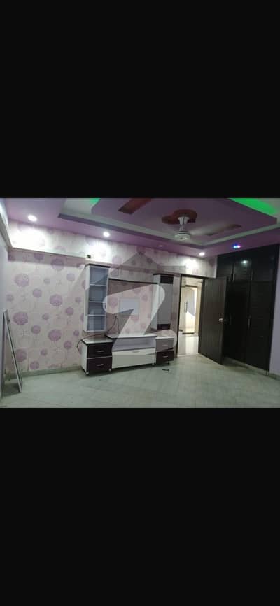 ڈی ایچ اے فیز 5 ڈی ایچ اے ڈیفینس,کراچی میں 4 کمروں کا 11 مرلہ فلیٹ 2.5 کروڑ میں برائے فروخت۔