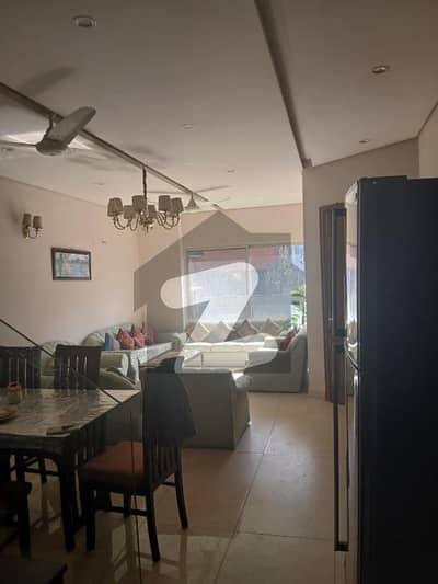 کیولری ایکسٹینشن لاہور میں 3 کمروں کا 5 مرلہ مکان 3.5 کروڑ میں برائے فروخت۔