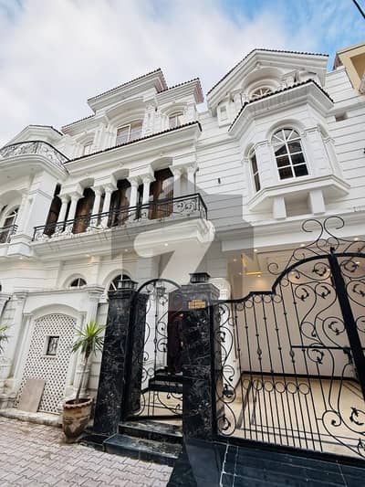 Prime Location In Ali Homes Of Peshawar, A 7 Marla House Is Available