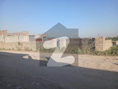 چیمبر موڑ جی ٹی روڈ,اسلام آباد میں 2 کنال کمرشل پلاٹ 5.5 کروڑ میں برائے فروخت۔