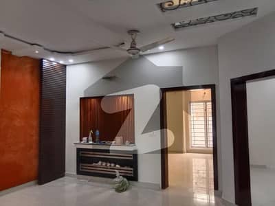 بحریہ ٹاؤن اوورسیز A بحریہ ٹاؤن اوورسیز انکلیو,بحریہ ٹاؤن,لاہور میں 3 کمروں کا 10 مرلہ بالائی پورشن 68.0 ہزار میں کرایہ پر دستیاب ہے۔