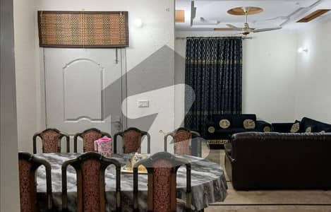 مصطفیٰ ٹاؤن لاہور میں 2 کمروں کا 6 مرلہ زیریں پورشن 90.0 ہزار میں کرایہ پر دستیاب ہے۔