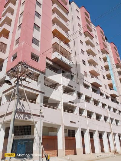 گلشنِ معمار گداپ ٹاؤن,کراچی میں 3 کمروں کا 7 مرلہ فلیٹ 1.85 کروڑ میں برائے فروخت۔