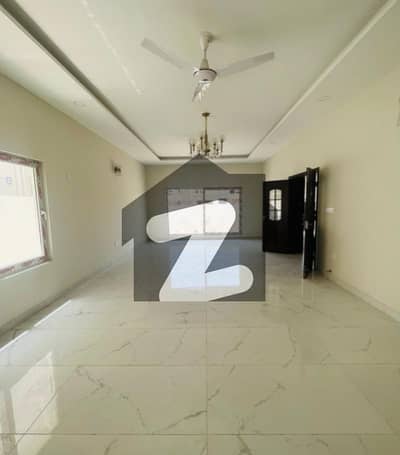 House Of 500 Square Yards Available For sale In Falcon Complex New Malir