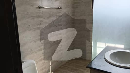 ای ۔ 7 اسلام آباد میں 5 کمروں کا 1 کنال مکان 4.0 لاکھ میں کرایہ پر دستیاب ہے۔