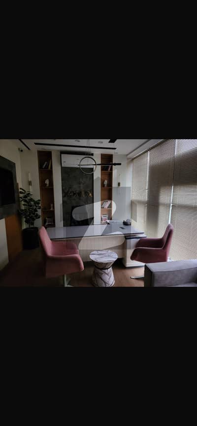 ڈی ایچ اے فیز 5 ڈیفنس (ڈی ایچ اے),لاہور میں 4 مرلہ Studio دفتر 2.5 لاکھ میں کرایہ پر دستیاب ہے۔