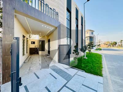 5 MARLA BRAND NEW HOUSE AVAILABLE FOR SALE (AT REASONABLE PRICE) IN ROYAL PALM CITI SOCIETY GUJRANWALA