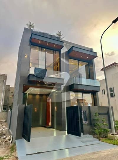 5 Marla Signature House for Sale in DHA Phase 9 block B DHA 9 Town, DHA Defence, Lahore, Punjab