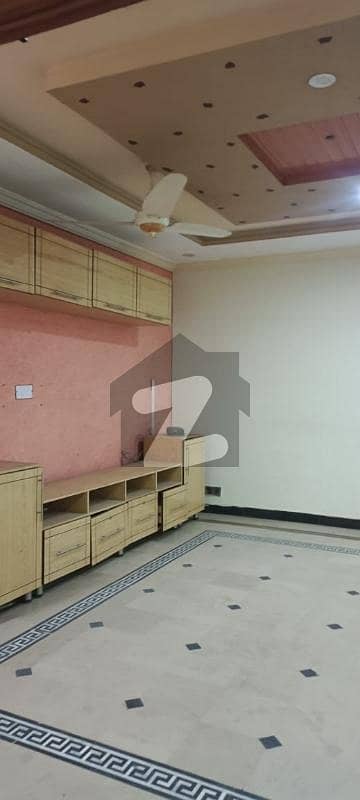 جی ۔ 15 اسلام آباد میں 6 کمروں کا 12 مرلہ مکان 2.2 لاکھ میں کرایہ پر دستیاب ہے۔