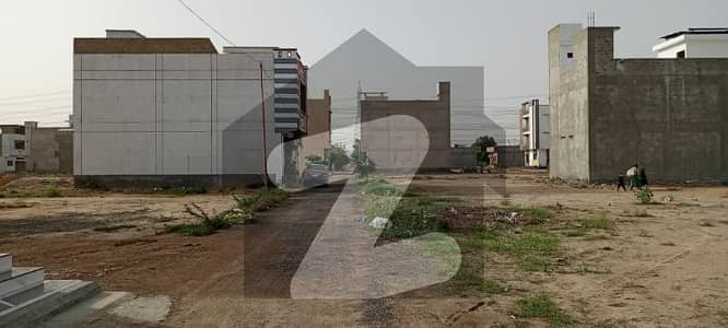 Spacious 120 Sq Yard Single-Story House for Sale at an Attractive Price!