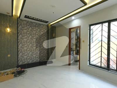 جوبلی ٹاؤن لاہور میں 3 کمروں کا 7 مرلہ بالائی پورشن 47.0 ہزار میں کرایہ پر دستیاب ہے۔