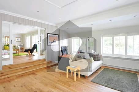 400 Square Feet Spacious Flat Available In Bahria Town - Sector C For Rent