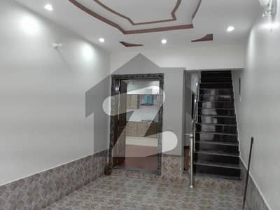 آرکیٹیکٹس انجنیئرز ہاؤسنگ سوسائٹی لاہور میں 2 کمروں کا 10 مرلہ زیریں پورشن 80.0 ہزار میں کرایہ پر دستیاب ہے۔