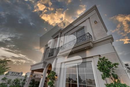 ڈیفینس رایا ڈی ایچ اے ڈیفینس,لاہور میں 5 کمروں کا 1 کنال مکان 7.25 لاکھ میں کرایہ پر دستیاب ہے۔