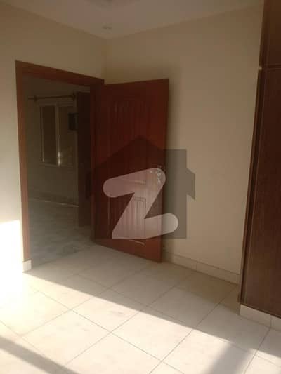 2 Bed Flat 1st Floor At B Block Mini Markaz, B17 For Sale