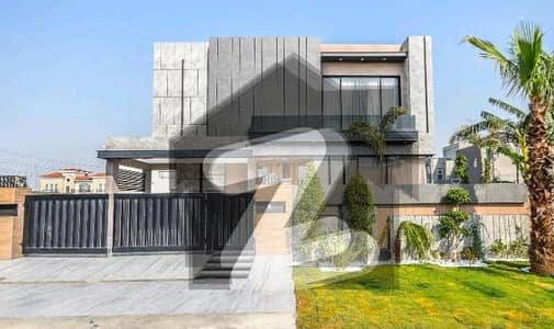 ڈی ایچ اے فیز 6 ڈیفنس (ڈی ایچ اے),لاہور میں 5 کمروں کا 1 کنال مکان 9.25 کروڑ میں برائے فروخت۔