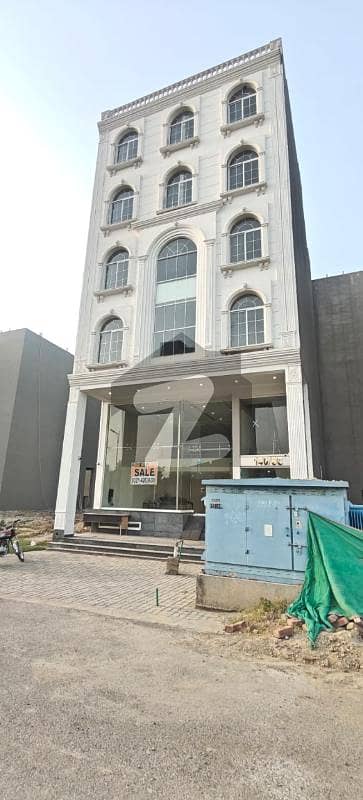 ڈی ایچ اے فیز 6 ڈیفنس (ڈی ایچ اے),لاہور میں 4 کنال Studio عمارت 6.5 لاکھ میں کرایہ پر دستیاب ہے۔