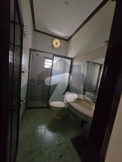 10 Marla House for Rent at Hot Location in Valencia Town