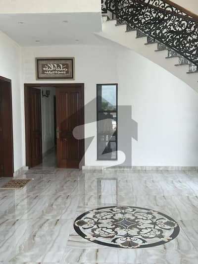 FARM HOUSE FOR SALE ON BARKI ROAD