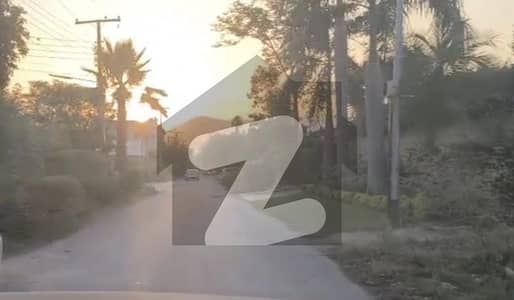 حیات آباد فیز 2 حیات آباد,پشاور میں 2 کنال رہائشی پلاٹ 12.0 کروڑ میں برائے فروخت۔