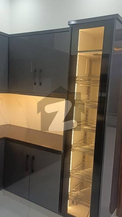 10 Marla Brand New House For Sale