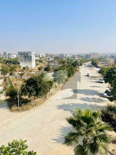 زمر ویلی کشمیر ہائی وے,اسلام آباد میں 5 مرلہ کمرشل پلاٹ 55.0 لاکھ میں برائے فروخت۔