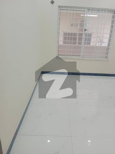 جی ۔ 15 اسلام آباد میں 3 کمروں کا 12 مرلہ زیریں پورشن 75.0 ہزار میں کرایہ پر دستیاب ہے۔