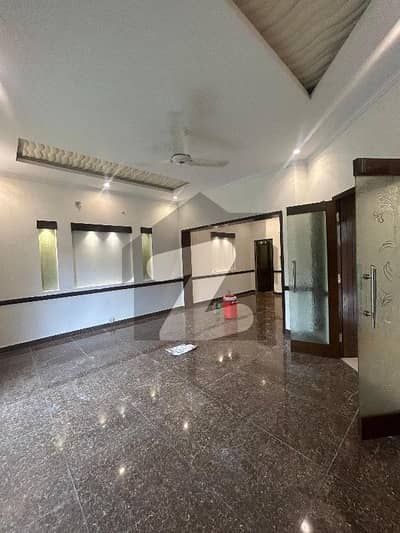 10 Marla Beautiful Full House Available For Rent In Dha Phase 5 Hot Location Near To Park