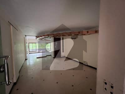 Office Space Available for Rent in Blue Area, Islamabad 647 Sqft | Rs. 2.25 Lac/Month