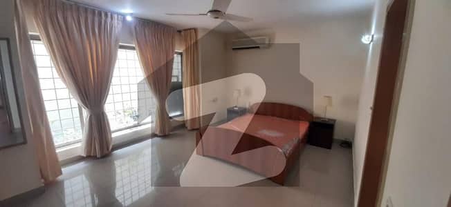 Ready To Buy A Lower Portion 3400 Square Feet In F-6