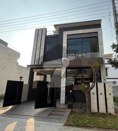 5 Marla Brand New Modern Design House for sale