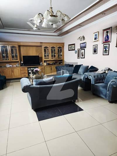 ایف ۔ 11 اسلام آباد میں 2 کمروں کا 10 مرلہ زیریں پورشن 1.5 لاکھ میں کرایہ پر دستیاب ہے۔