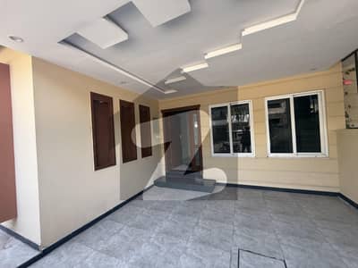 بحریہ انکلیو بحریہ ٹاؤن,اسلام آباد میں 5 کمروں کا 8 مرلہ مکان 1.3 لاکھ میں کرایہ پر دستیاب ہے۔ بحریہ انکلیو بحریہ ٹاؤن,اسلام آباد میں 5 کمروں کا 8 مرلہ مکان 1.3 لاکھ میں کرایہ پر دستیاب ہے۔