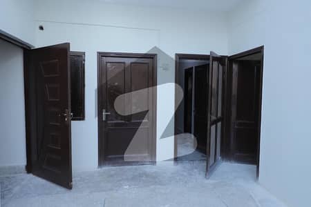 گلستان کالونی راولپنڈی میں 4 کمروں کا 7 مرلہ فلیٹ 80.0 لاکھ میں برائے فروخت۔