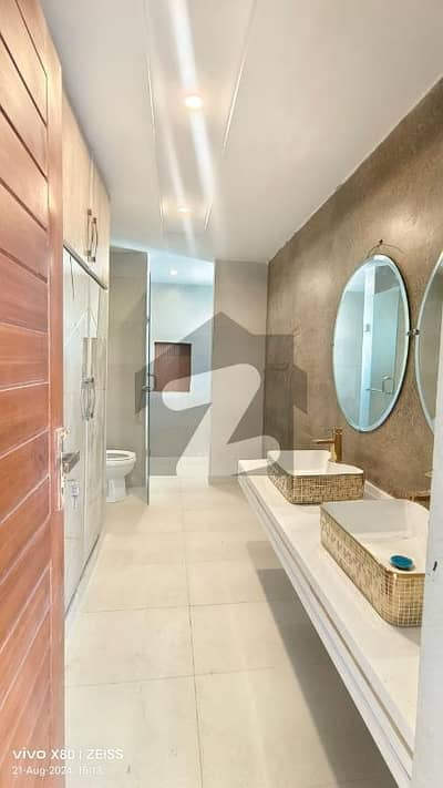 20 Marla Ground Portion Available For Rent On Urgent Basis