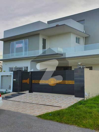 DEFENCE 10 MARLA BRAND NEW ITALIAN DESIGN BUNGALOW IDEAL LOCATION IN PHASE 7 NEAR MECDONLD