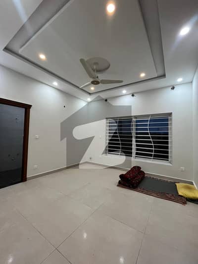 بحریہ انکلیو بحریہ ٹاؤن,اسلام آباد میں 5 کمروں کا 8 مرلہ مکان 1.28 لاکھ میں کرایہ پر دستیاب ہے۔ بحریہ انکلیو بحریہ ٹاؤن,اسلام آباد میں 5 کمروں کا 8 مرلہ مکان 1.28 لاکھ میں کرایہ پر دستیاب ہے۔