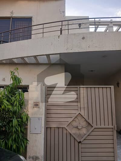 Prominently-Located House Available In Shalimar Colony For Sale