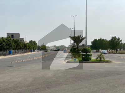 10 MARLA BUILDER LOCATION PLOT IN QUAID BLOCK