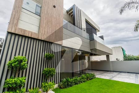 Brand New 1-Kanal Beautiful House Available in Prime Location