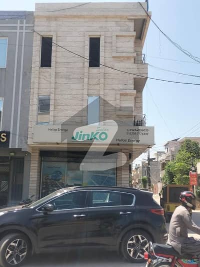 جوہر ٹاؤن فیز 2 - بلاک آر جوہر ٹاؤن فیز 2,جوہر ٹاؤن,لاہور میں 2 مرلہ Studio دکان 1.05 لاکھ میں کرایہ پر دستیاب ہے۔