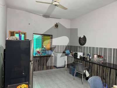 آئی ای پی انجنیئرز ٹاؤن ۔ سیکٹر اے آئی ای پی انجینئرز ٹاؤن,لاہور میں 2 کمروں کا 1 کنال زیریں پورشن 95.0 ہزار میں کرایہ پر دستیاب ہے۔